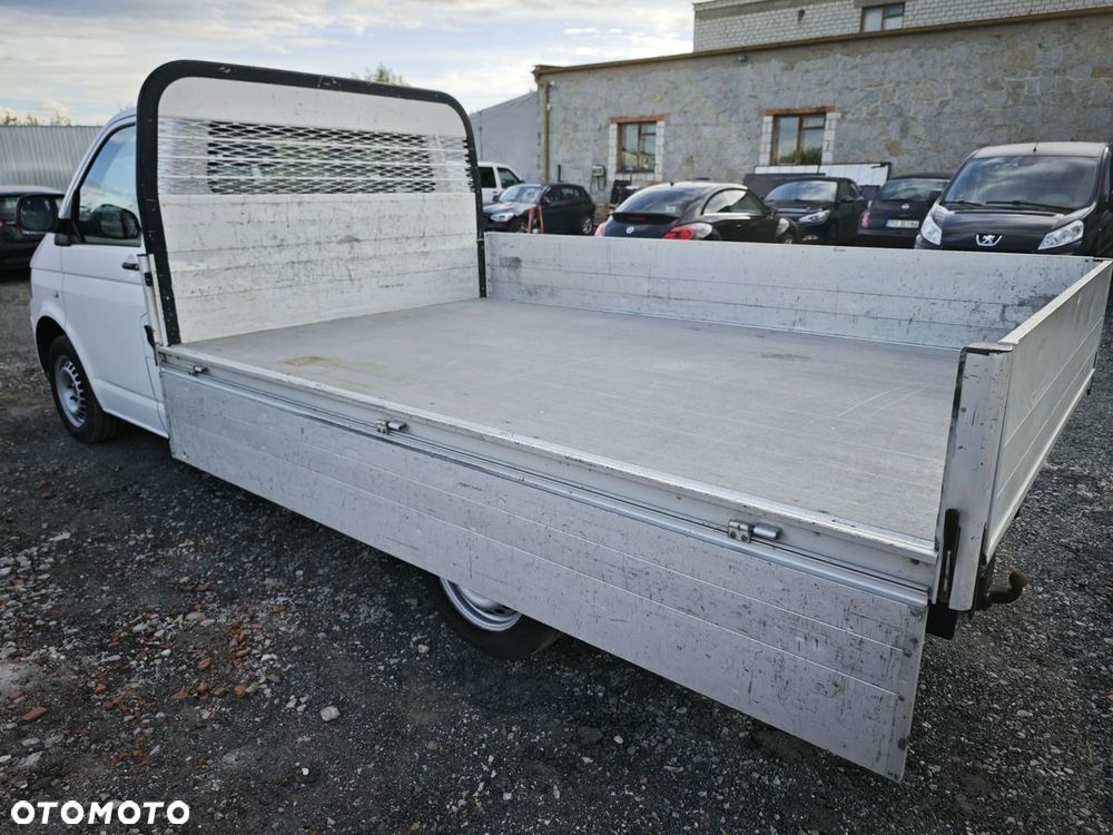Volkswagen Transporter - 22