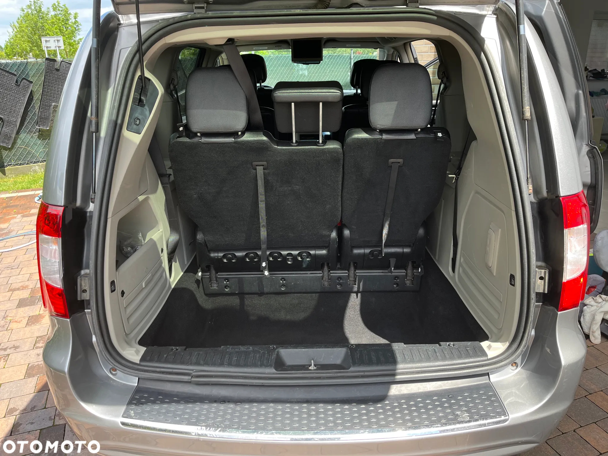 Chrysler Town & Country 3.6 Touring - 9