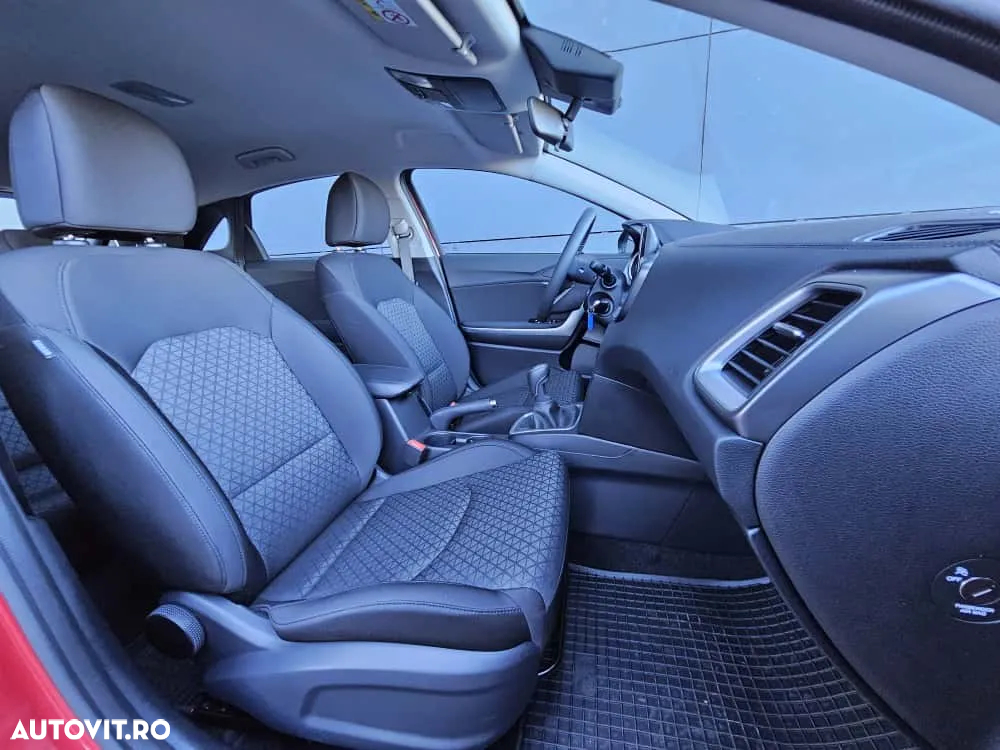 Kia Ceed 1.5 T-GDI 6MT Best - 14
