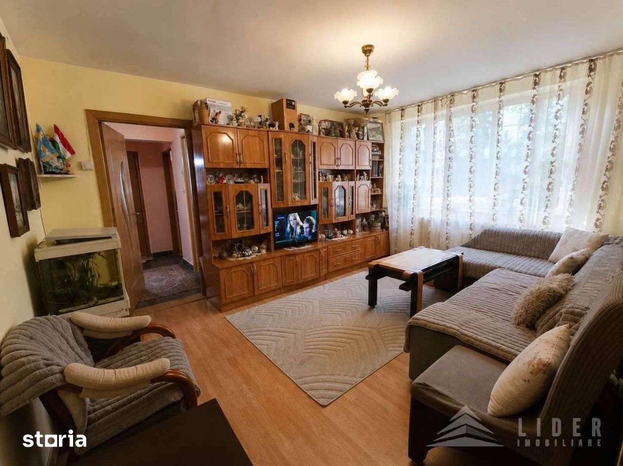 Apartament de vanzare cu 3 camere zona Piata Hermes ,Gheorgheni — fotografia 1