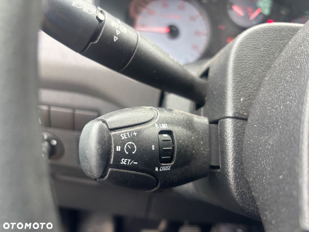Peugeot Partner Tepee BlueHDi 100 Stop&Start Active - 24