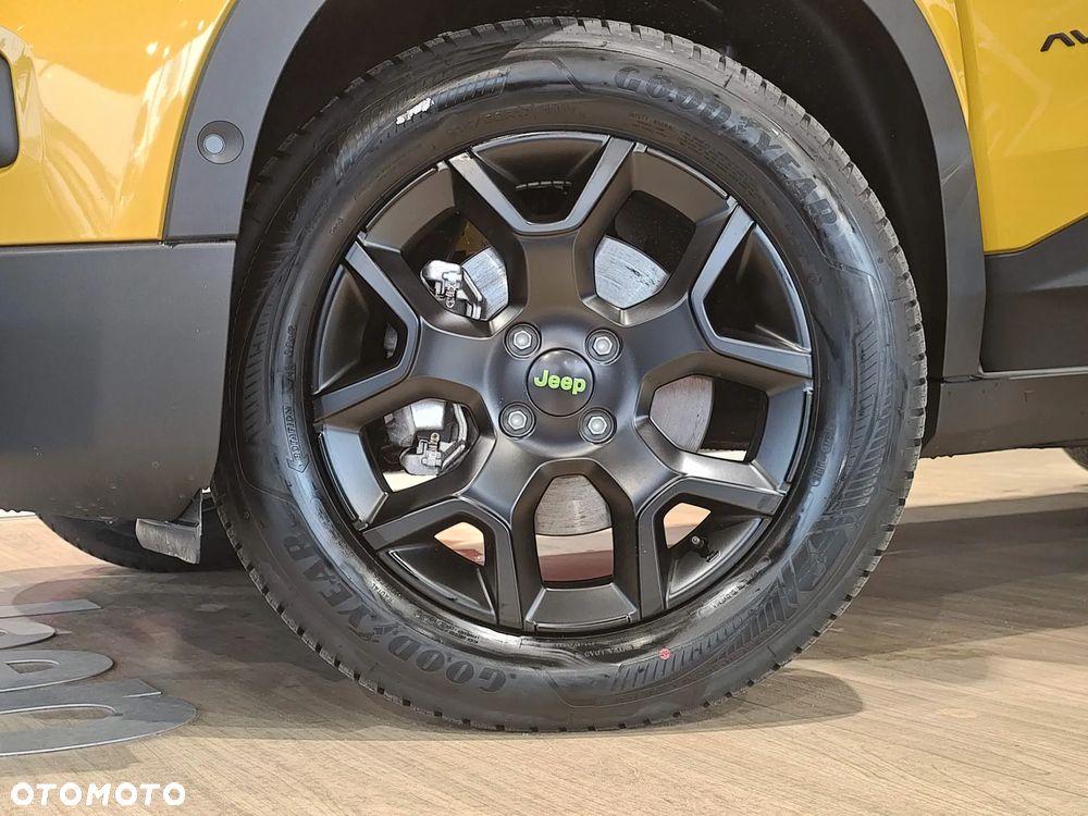 Jeep Avenger 1.2 T3 mHEV Overland 4xe eDCT6 - 9