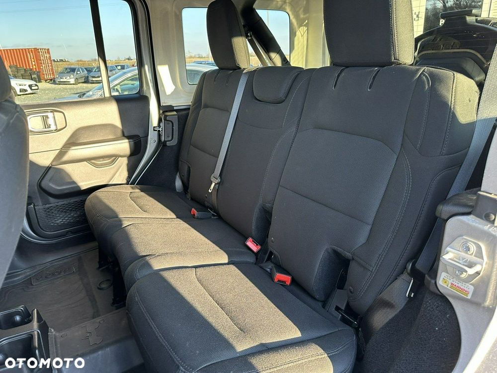 Jeep Wrangler 2.0 T-GDI Hardtop AWD Automatik Sahara - 27