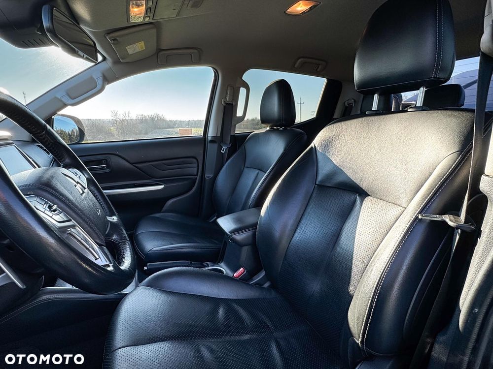 Mitsubishi L200 2.2 d DC Power Instyle Plus - 19