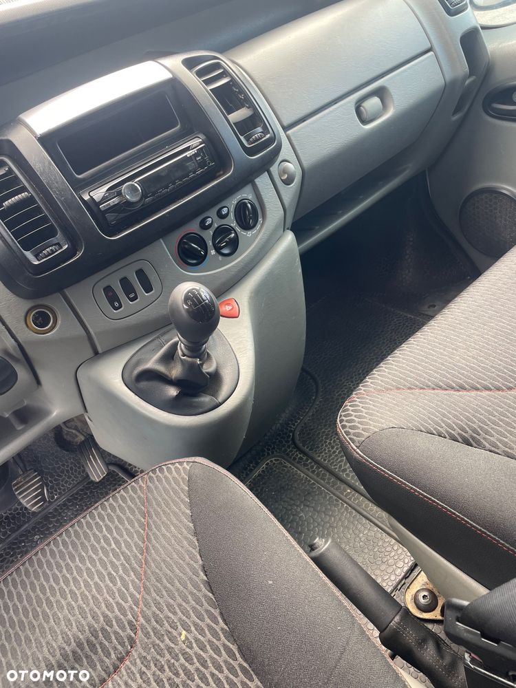 Renault Trafic - 6