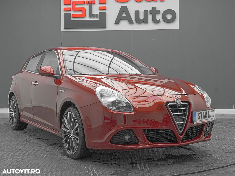 Alfa Romeo Giulietta 2012 photo 3