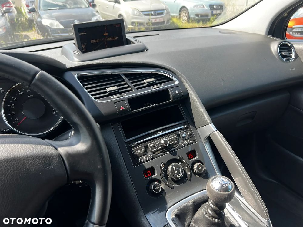 Peugeot 3008 - 8