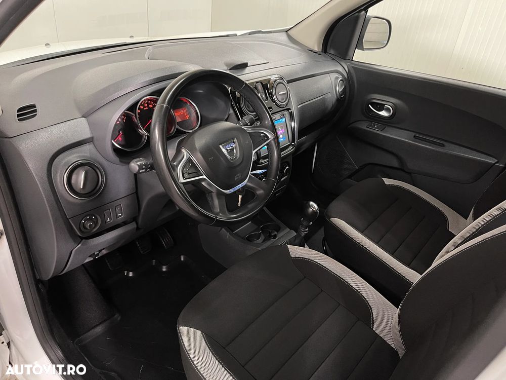 Dacia Lodgy 1.5 Blue dCi Stepway - 6