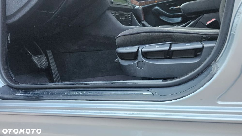 BMW Seria 5 - 17