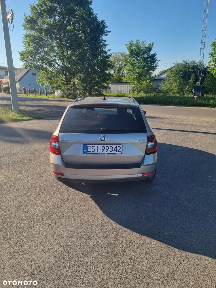 Skoda Octavia 1.8 TSI 4x4 Clever DSG - 5
