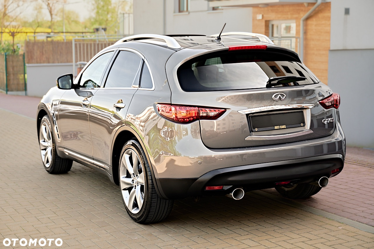 Infiniti QX70 3.0d S - 10