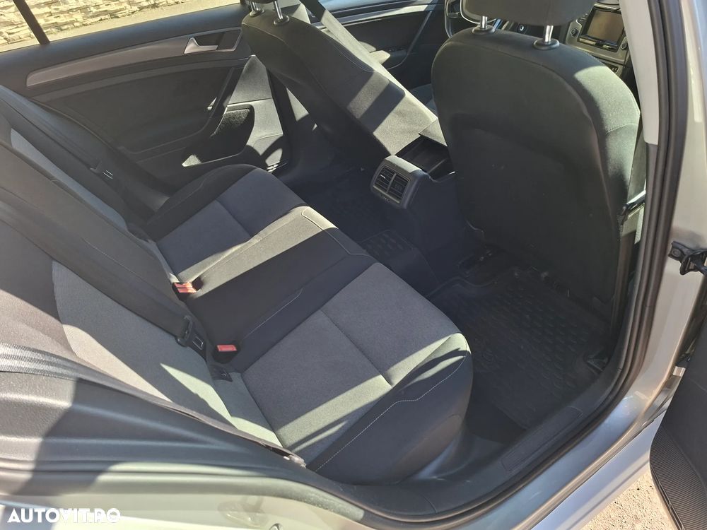 Volkswagen Golf 1.6 TDI BMT Comfortline - 4