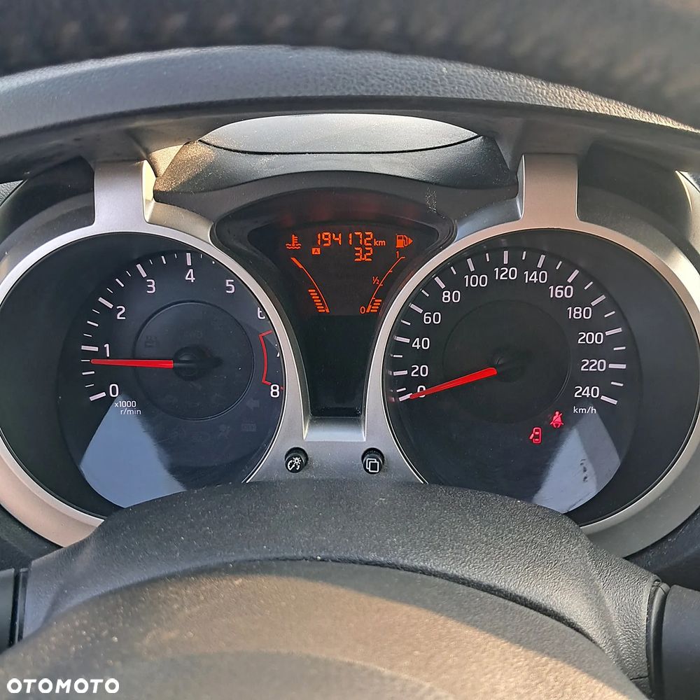 Nissan Juke 1.6 Tekna - 17