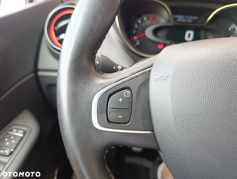 Renault Captur 1.3 Energy TCe S-Edition - 22