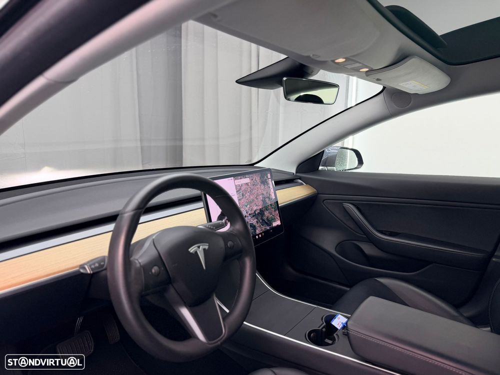 Tesla Model 3 Long-Range Dual Motor AWD - 21