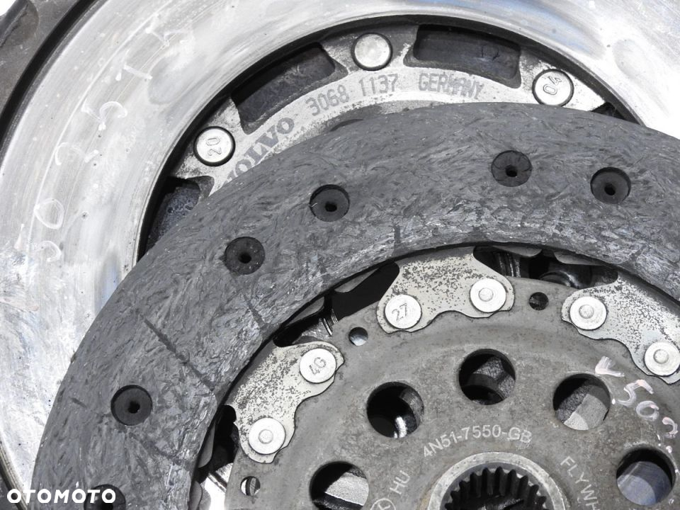 SPRZĘGŁO TARCZA DOCISK VOLVO V50 2.5 T5 - 12