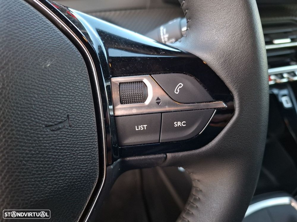 Peugeot 2008 1.2 PureTech Style — fotografia 16
