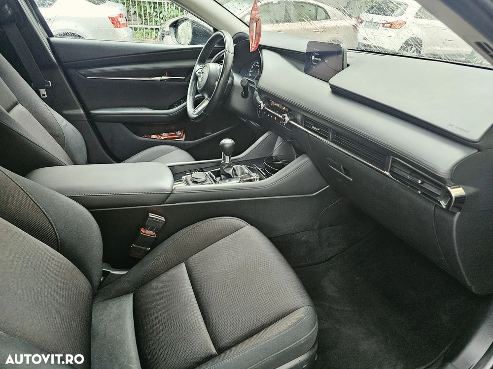 Mazda 3 G122 MHEV Plus - 9