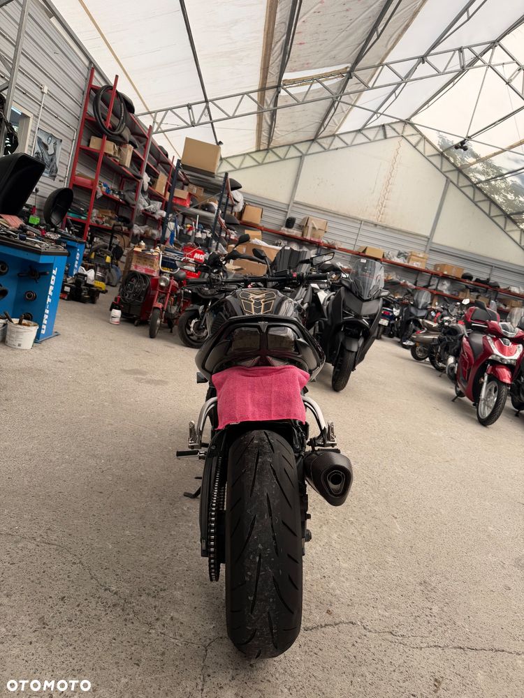 Yamaha FZ - 6
