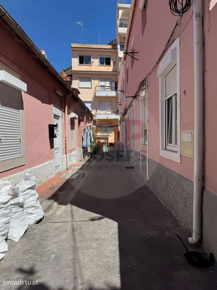 Vila Irene - Conjunto Habitacional Multifrações com Elevado Potencial - Grande imagem: 3/13