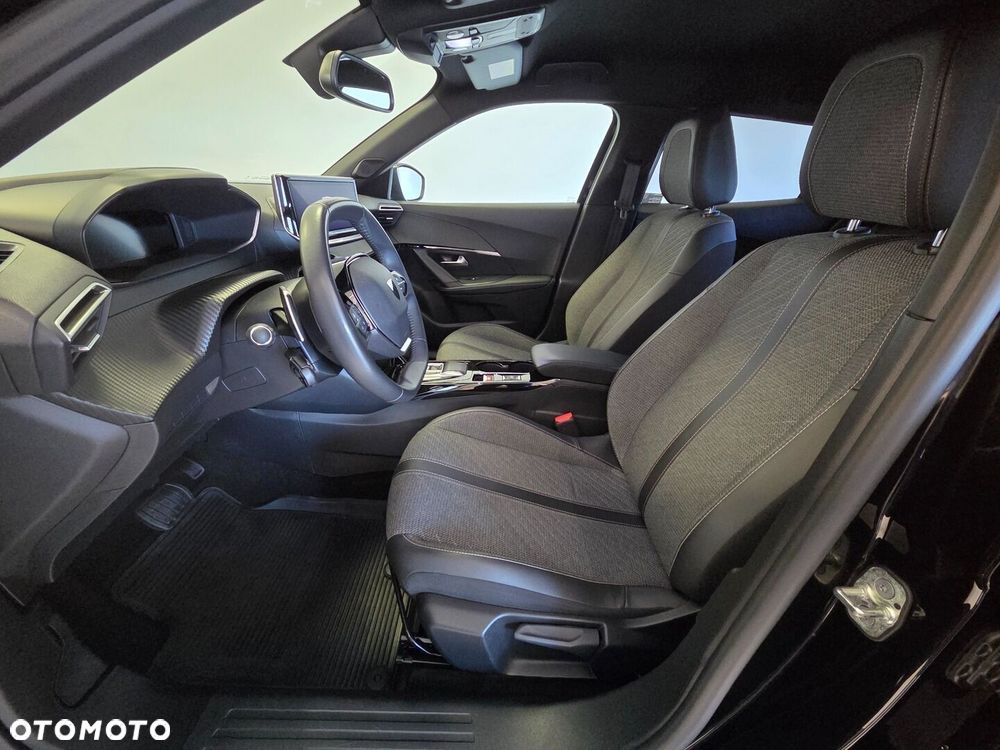 Peugeot 2008 1.5 BlueHDi Allure S&S EAT8 - 10