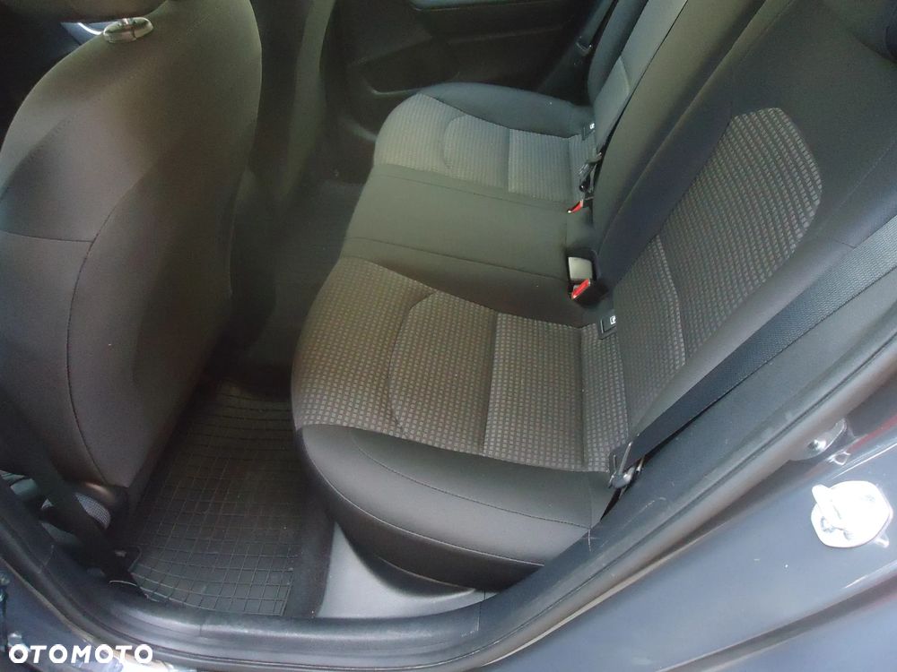 Kia Ceed 1.4 M - 13