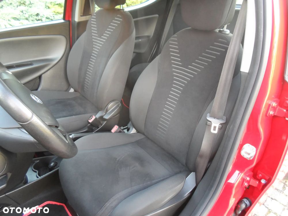 Lancia Ypsilon Y 0.9 TwinAir Turbo 8V Platinum - 16