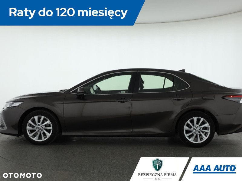 Toyota Camry - 3
