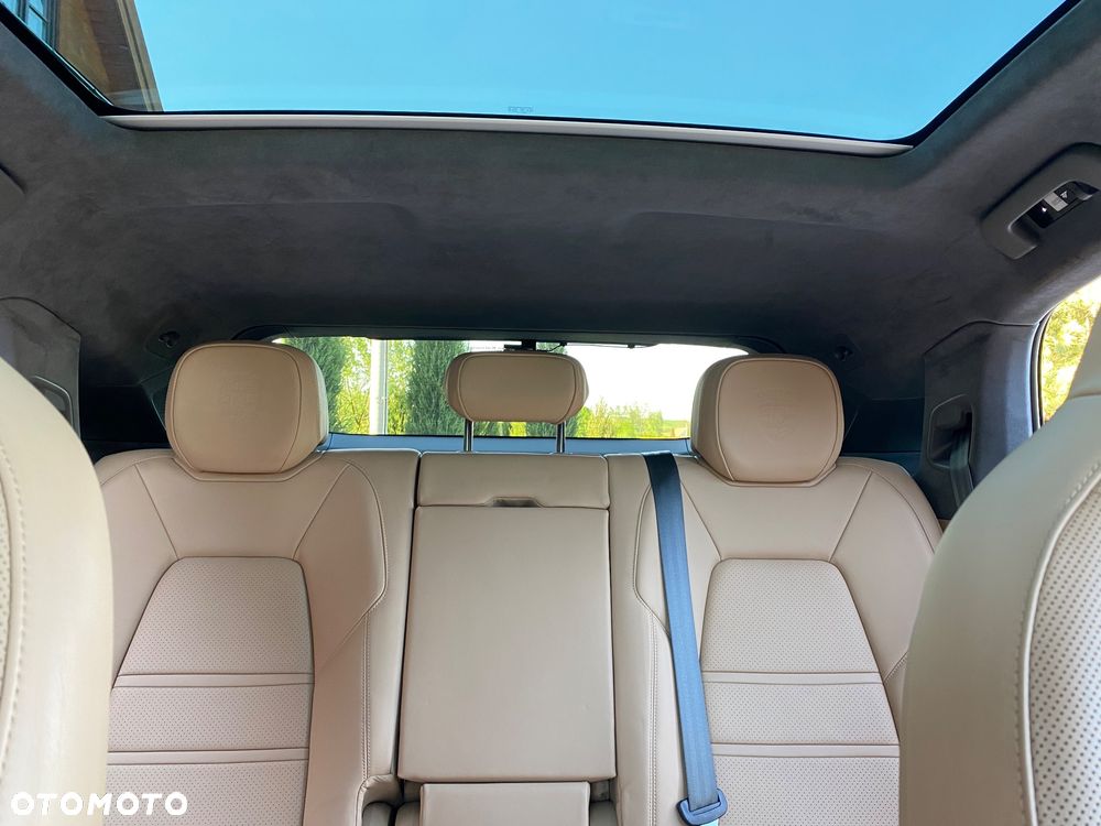 Porsche Cayenne - 18