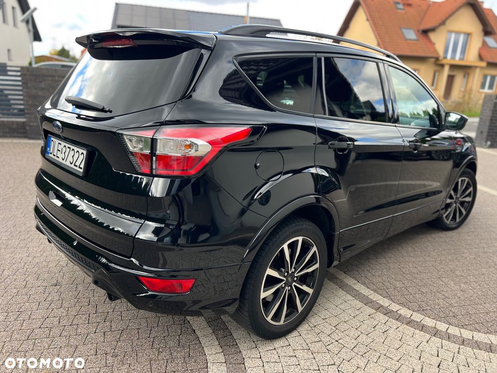 Ford Kuga - 22