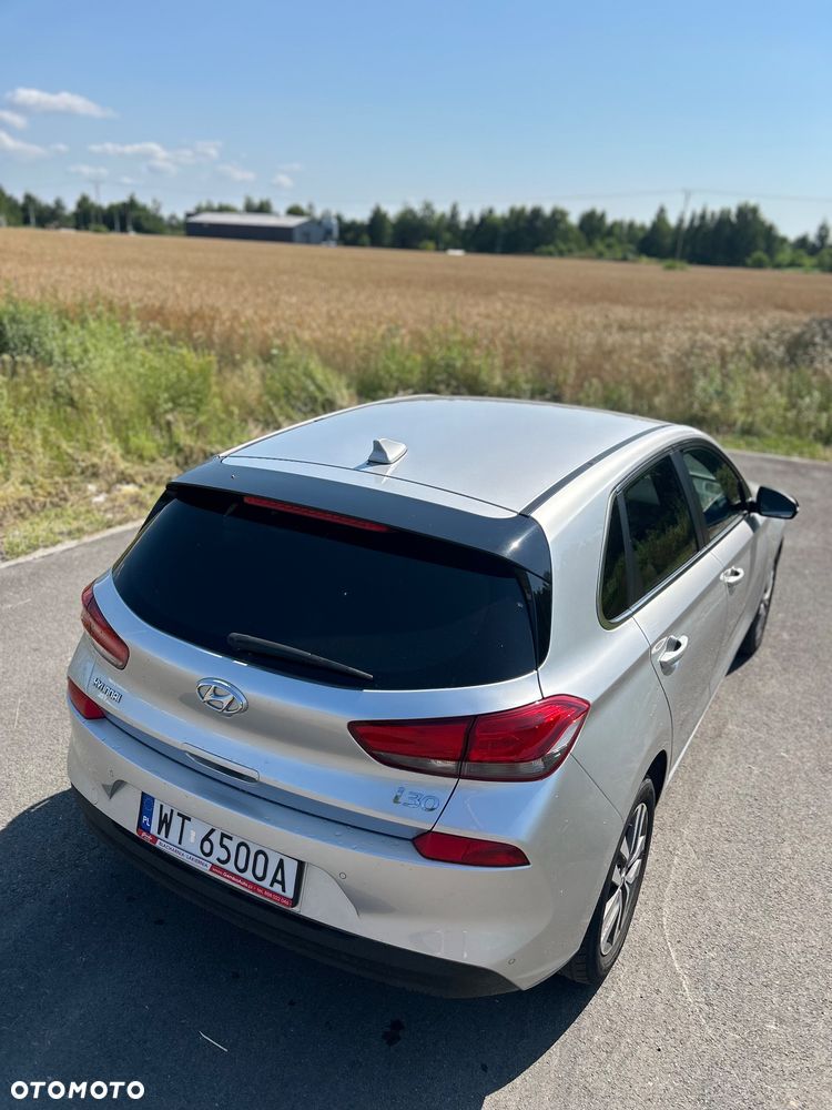 Hyundai i30 1.4 T-GDI Comfort DCT - 16