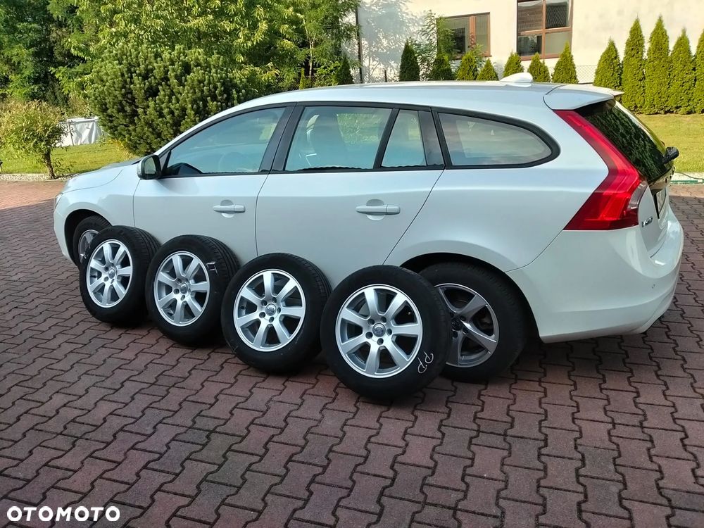 Volvo V60 - 10