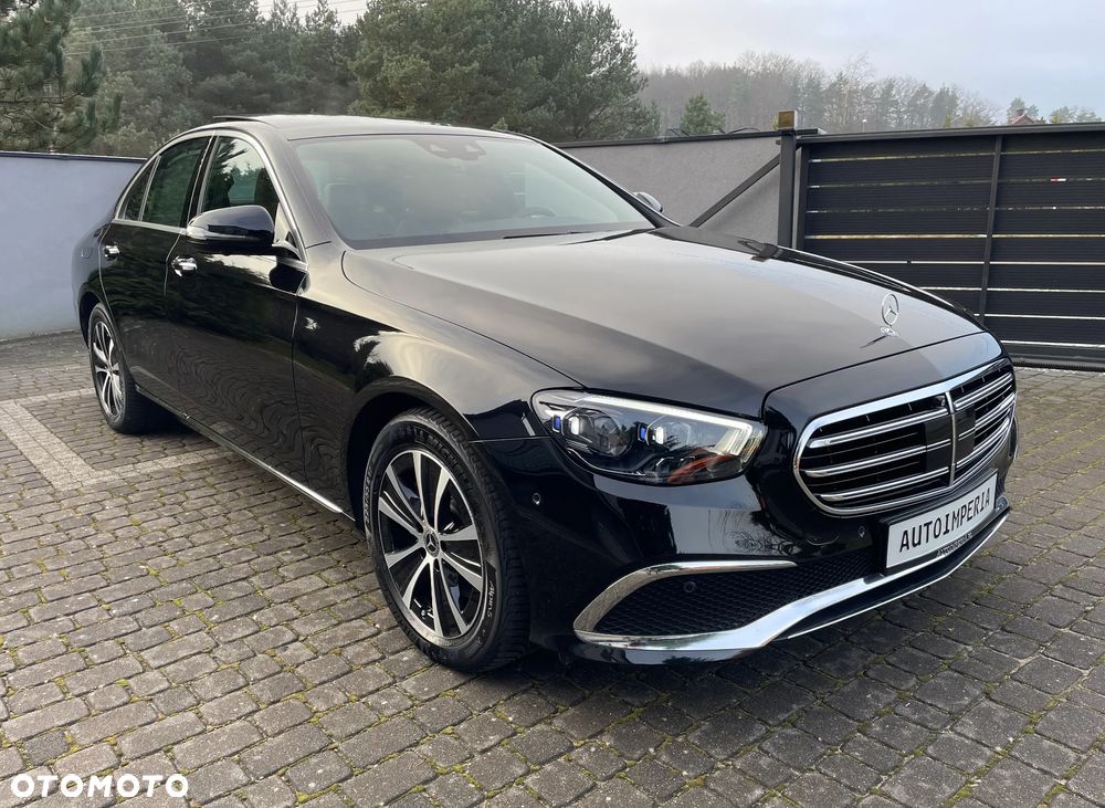 Mercedes-Benz Klasa E 220 d 4Matic 9G-TRONIC Exclusive - 1