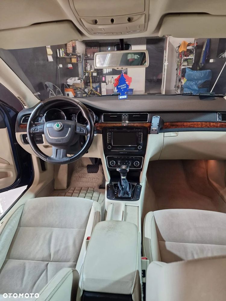 Skoda Superb 3.6 FSI 4x4 Platinum DSG - 11