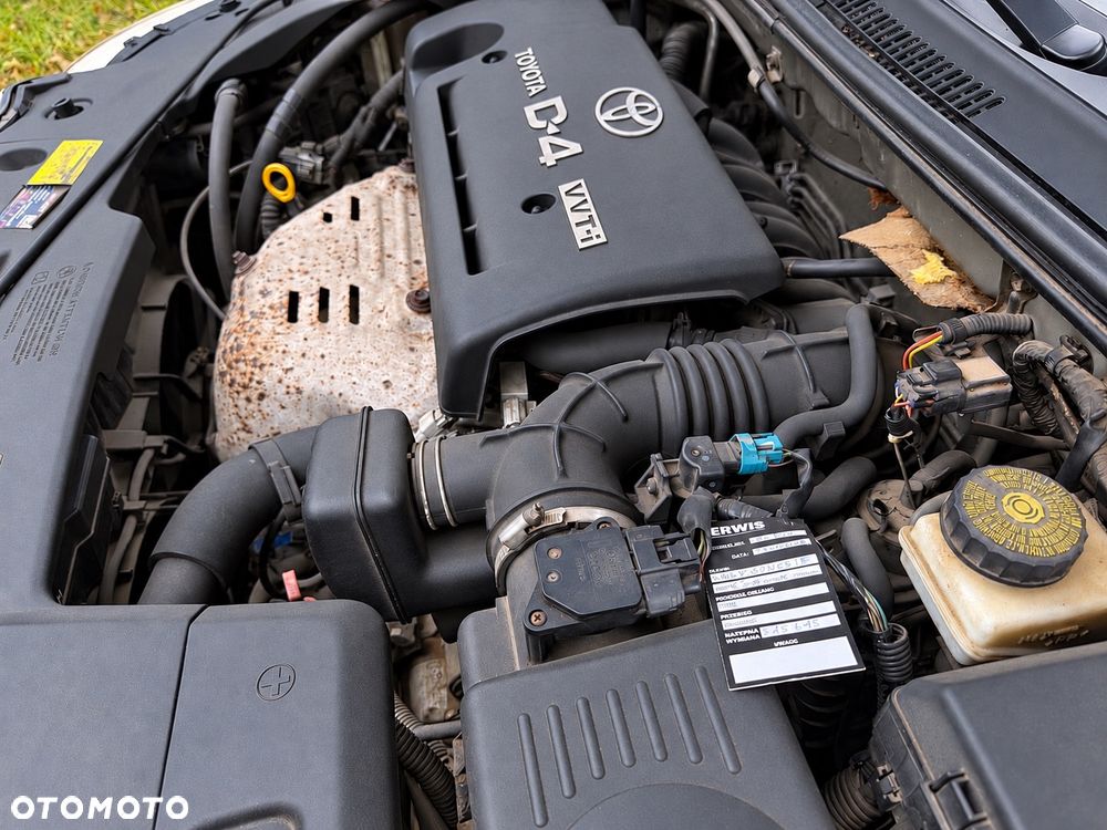Toyota Avensis 2004 photo 5