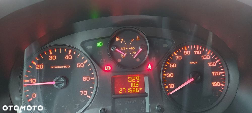 Peugeot Partner - 12