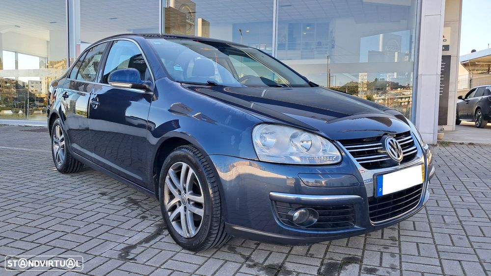 VW Jetta 1.9 TDi Confortline - 2
