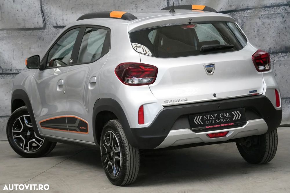 Dacia Spring - 11