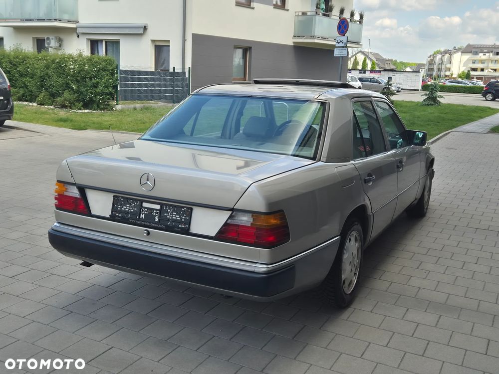 Mercedes-Benz W124 (1984-1993) - 6