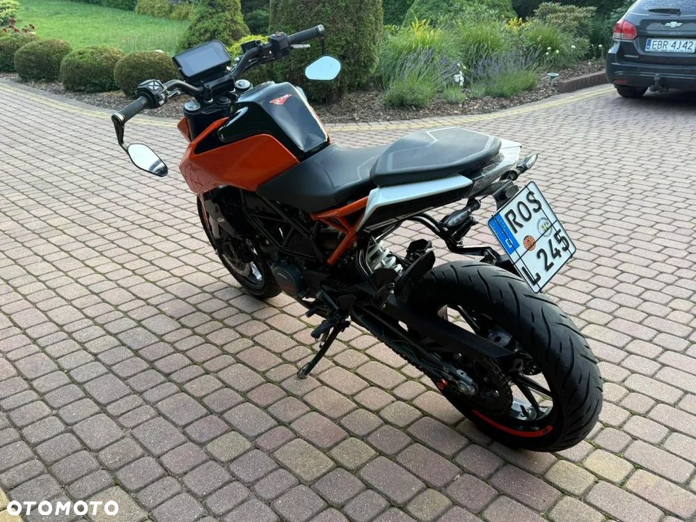KTM Duke 125 - 8