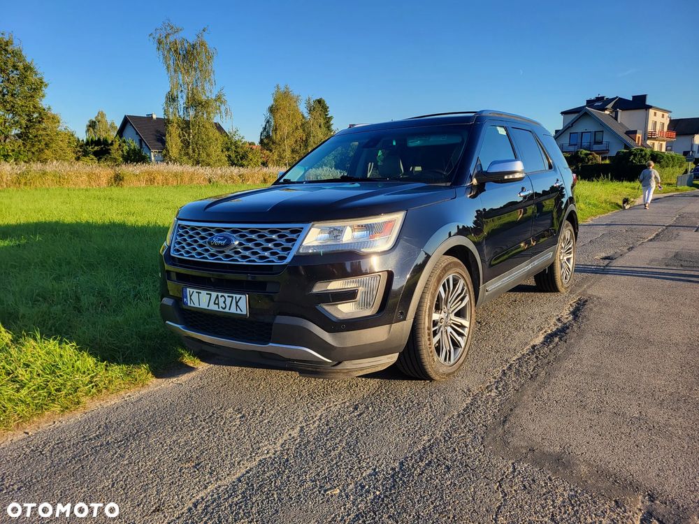 Ford Explorer - 30