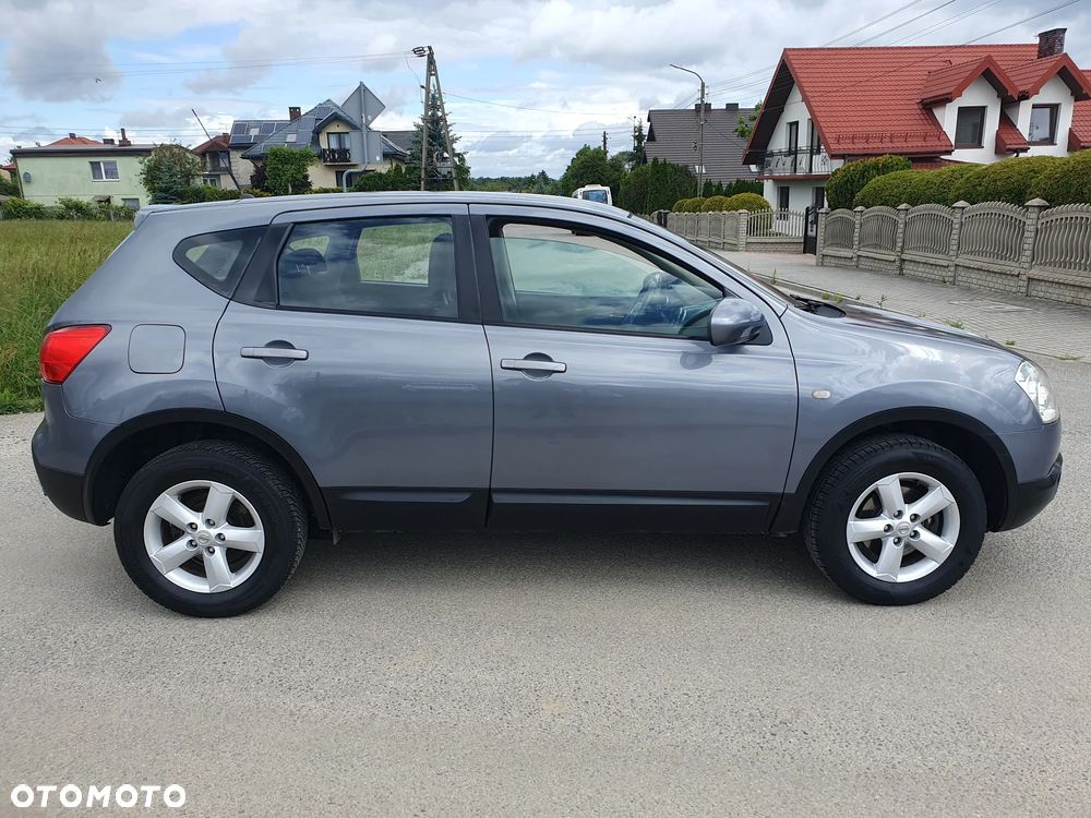 Nissan Qashqai 2.0 4x4 Lounge - 4