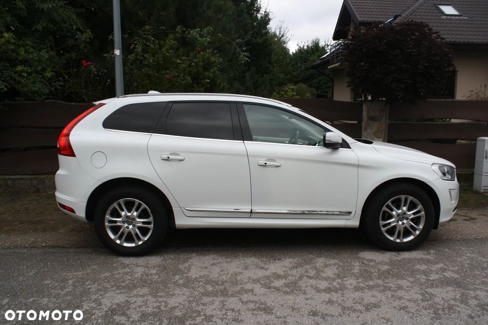 Volvo XC 60 - 4