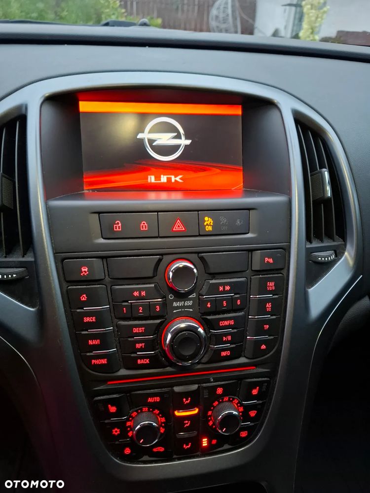 Opel Astra 1.4 T Cosmo - 10