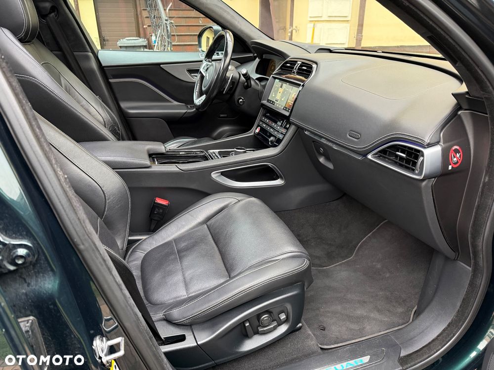 Jaguar F-Pace 30d AWD R-Sport - 15