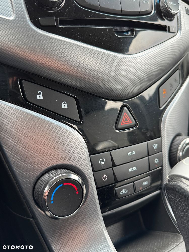 Chevrolet Cruze 1.8 Automatik LTZ - 14