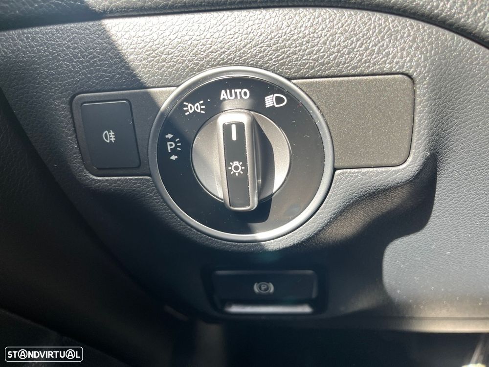 Mercedes-Benz CLA 45 AMG 4Matic 7G-DCT - 21