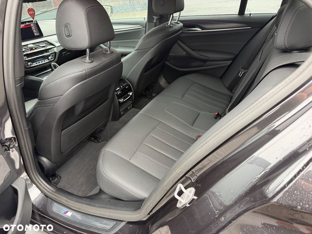 BMW Seria 5 520d mHEV M Sport sport - 13