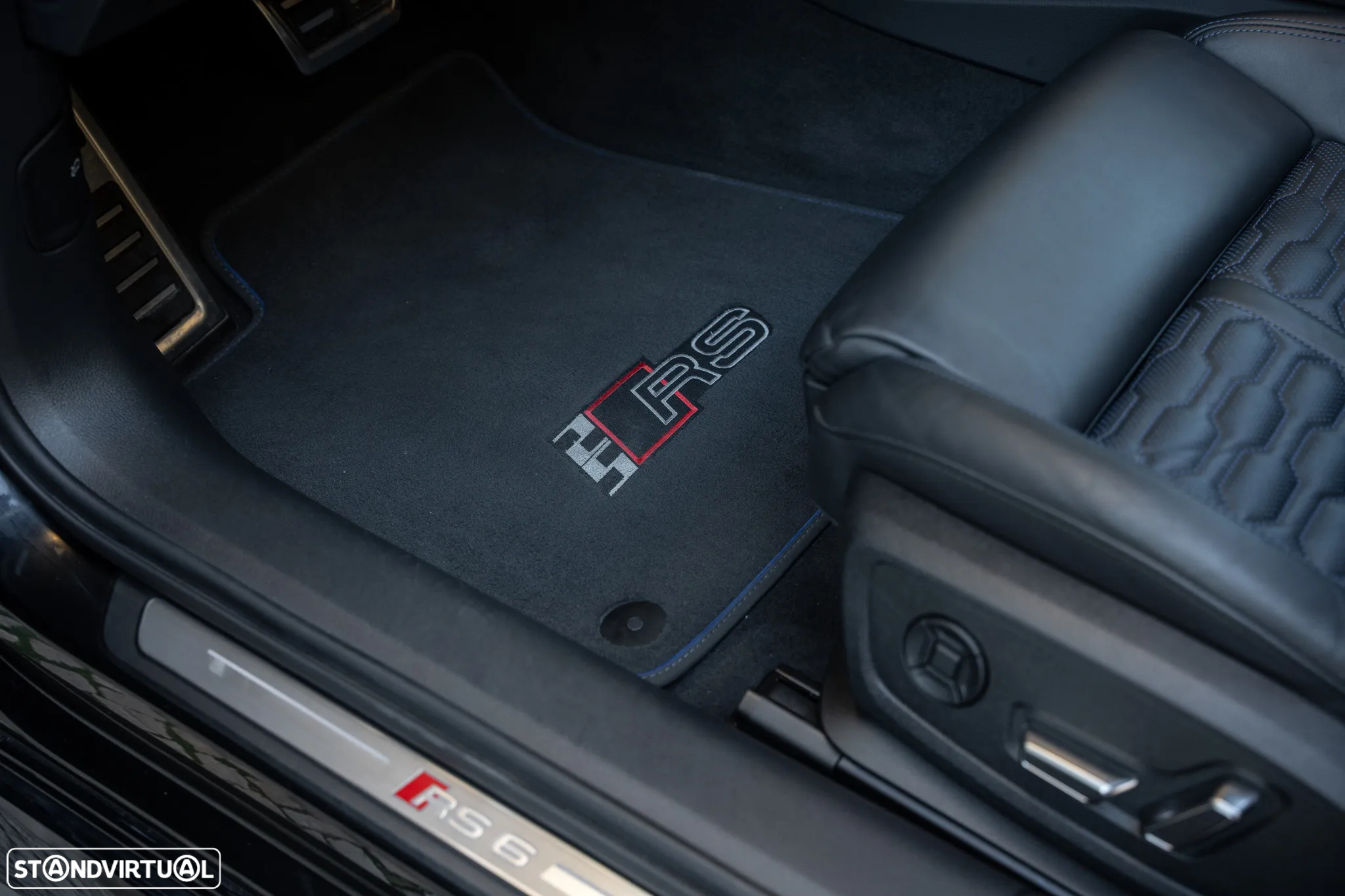 Audi RS6 Avant 4.0 TFSI quattro Tiptronic "25th Anniversary" - 9