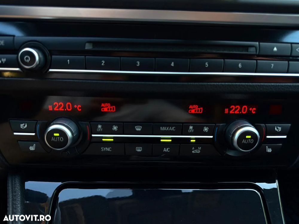 BMW Seria 5 520d xDrive - 20